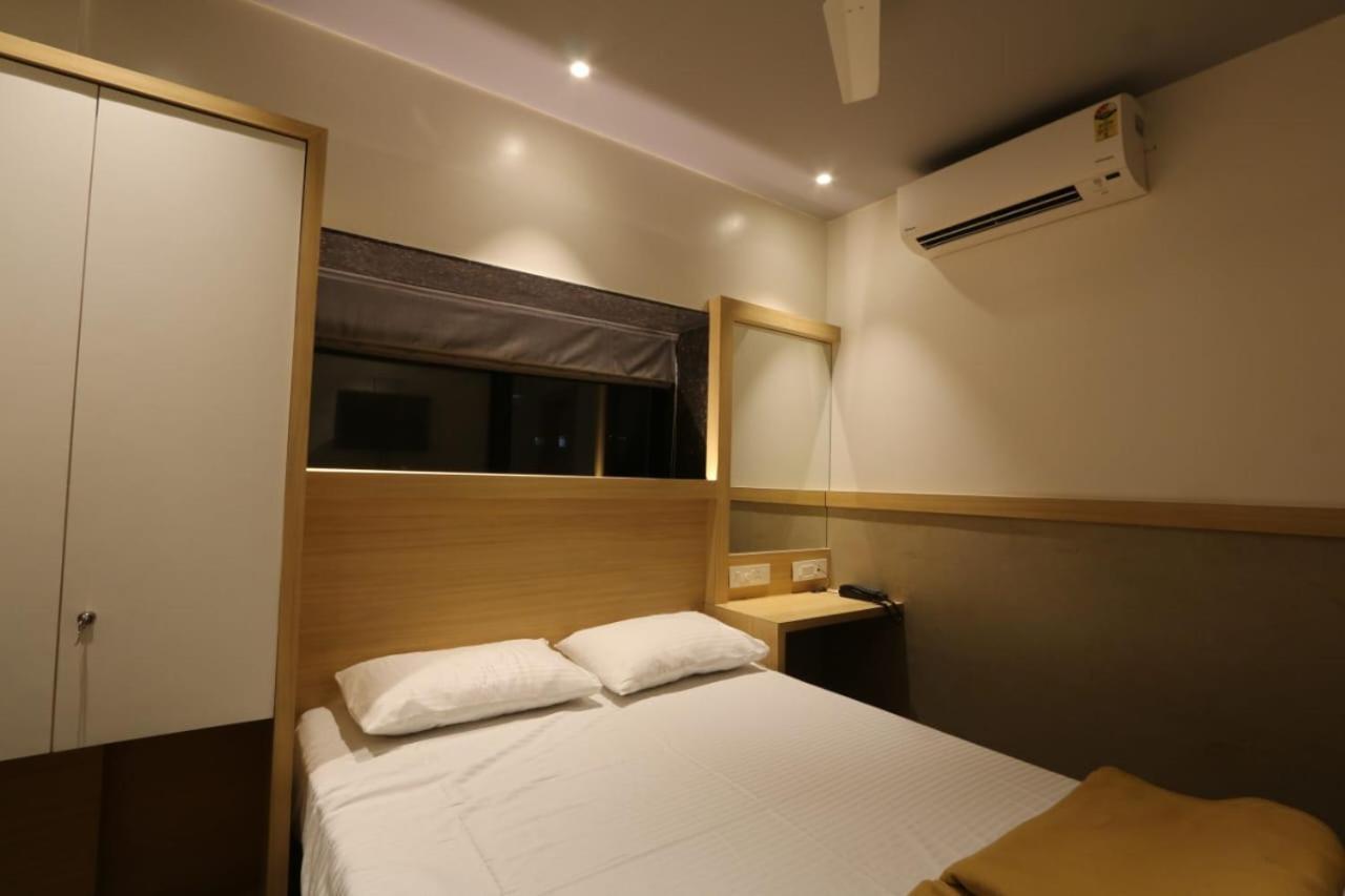 פונה Avenue 10 Boutique Hotel מראה חיצוני תמונה