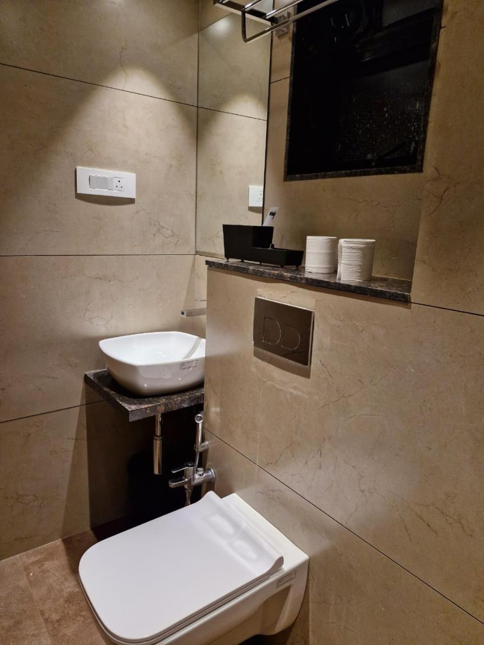 פונה Avenue 10 Boutique Hotel מראה חיצוני תמונה