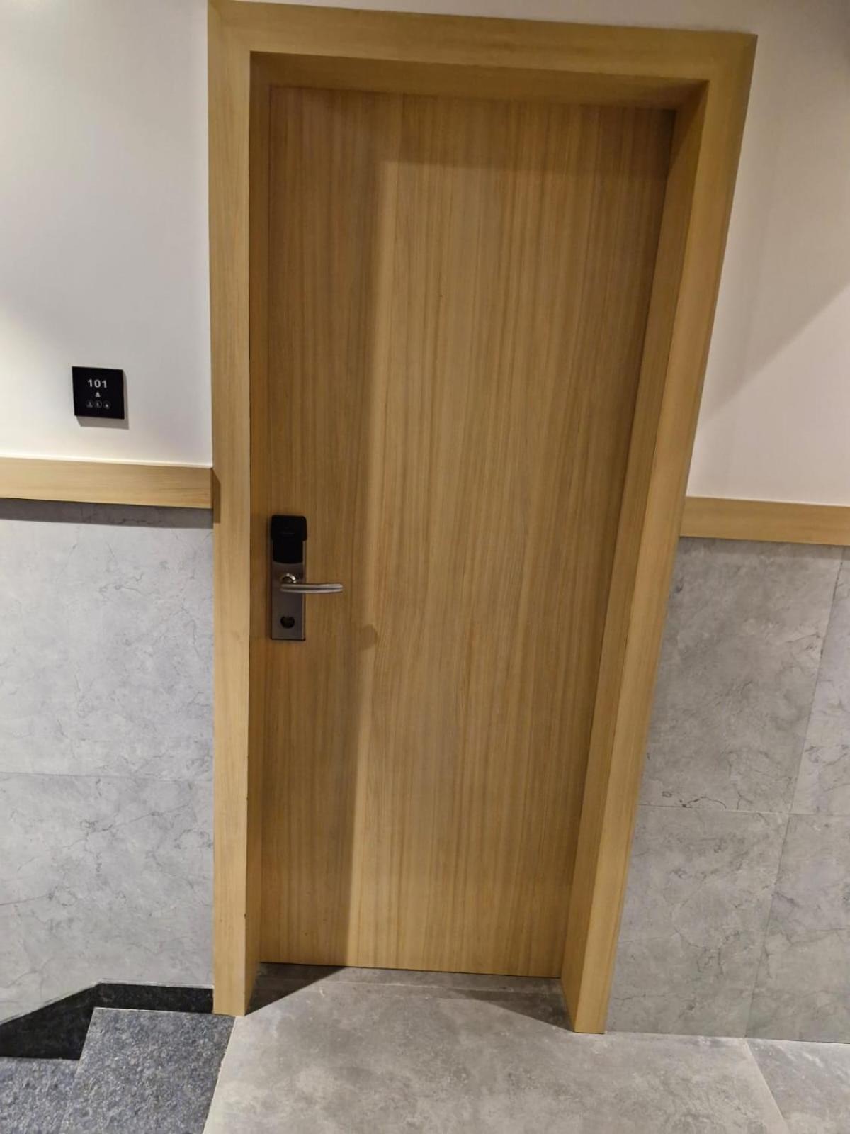 פונה Avenue 10 Boutique Hotel מראה חיצוני תמונה